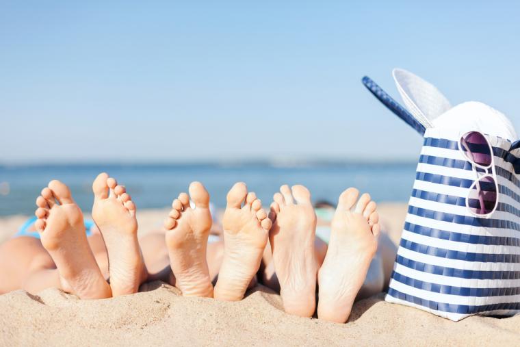 Strandliv i fokus med en stuga i Mellbystrand